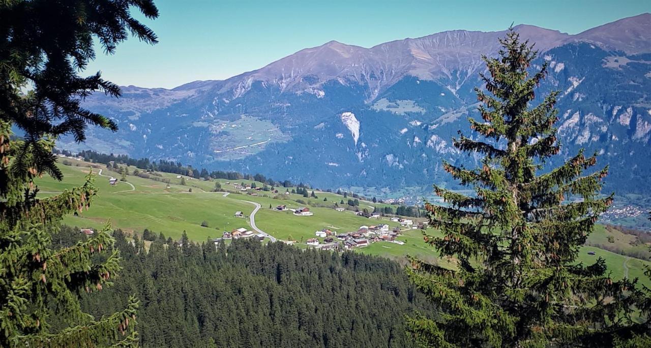 Gasthaus Alpina Tschappina Exterior photo